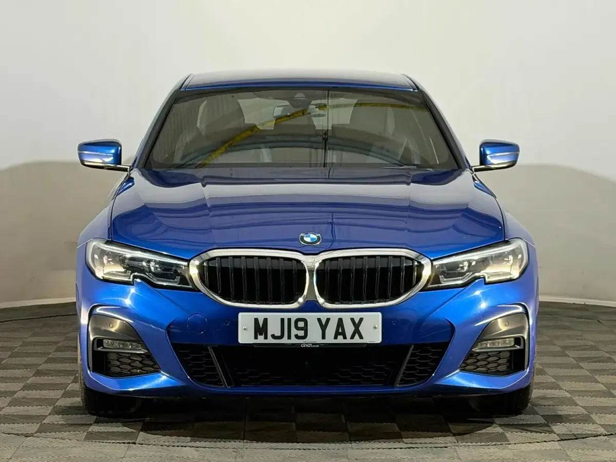Used BMW 330 M Sport 255 HP (187 kW) 2019 Blue Sedan