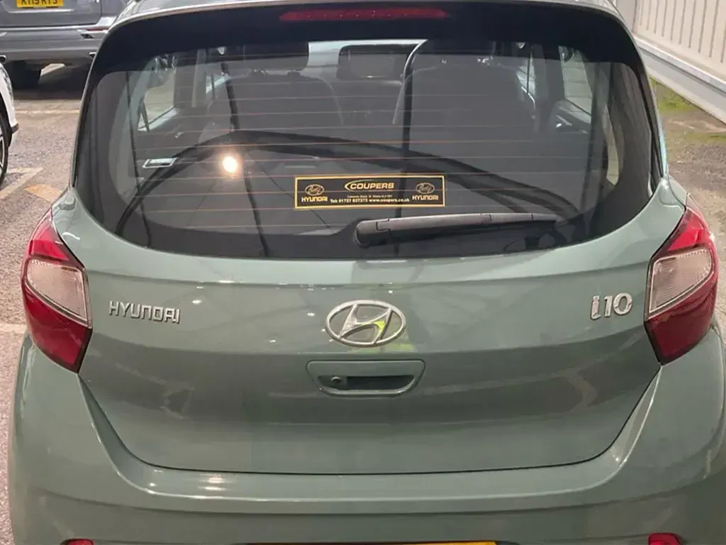 Used Hyundai i10 SE 2021 Green Hatchback