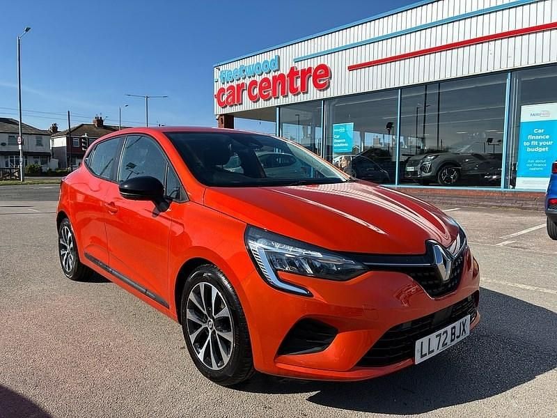 Używany Renault Clio V Evolution 90 KM (66 kW) 2022 Pomarańczowy Hatchback
