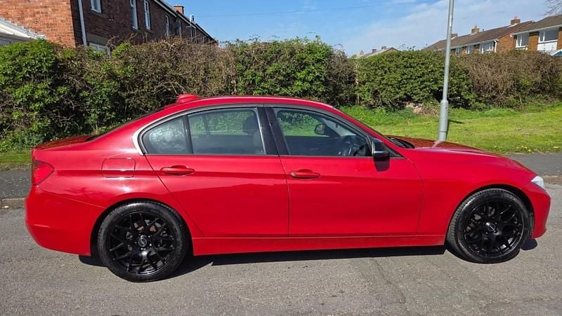 Used BMW 320 Sport Line 2012 Red Sedan