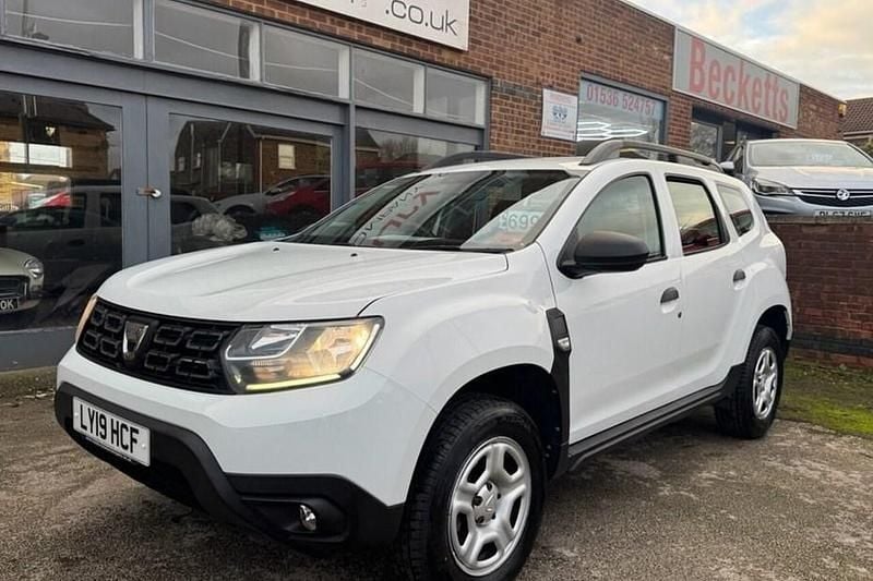 White Used 2019 Dacia Duster Essentiel SUV | £6,995 (Good price) - Image 1/1