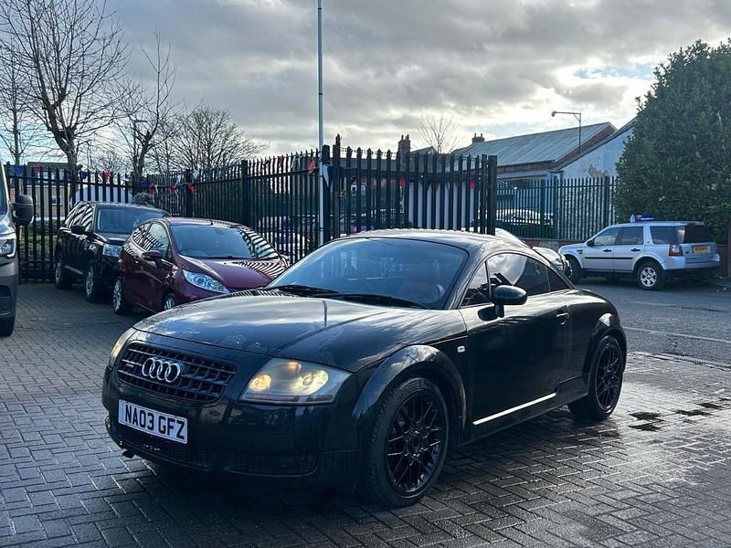 Used Audi TT Advanced 225 HP (165 kW) 2003 Black Coupe