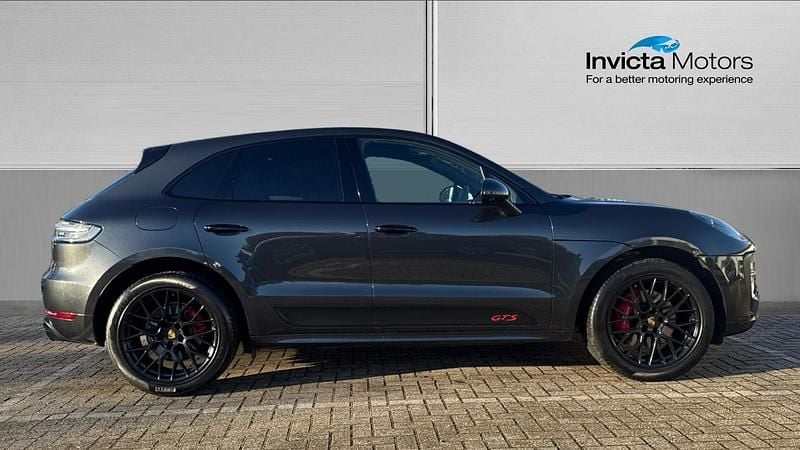 Used Porsche Macan 380 HP (279 kW) 2021 Volcano grey metallic SUV