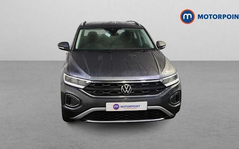 Used VW T-Roc Life 150 HP (110 kW) 2025 SUV