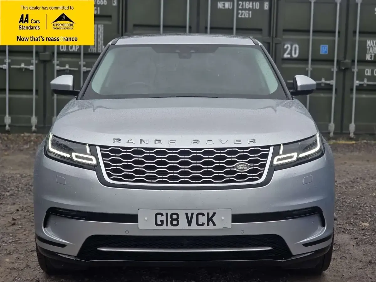 Used Land Rover Range Rover Velar SE 240 HP (176 kW) 2017 Silver SUV