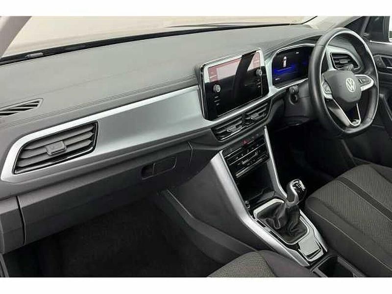 Used VW T-Roc Life 150 HP (110 kW) 2024 SUV