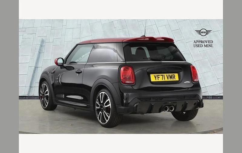 Used Mini John Cooper Works 231 HP (169 kW) 2021 Black Hatchback