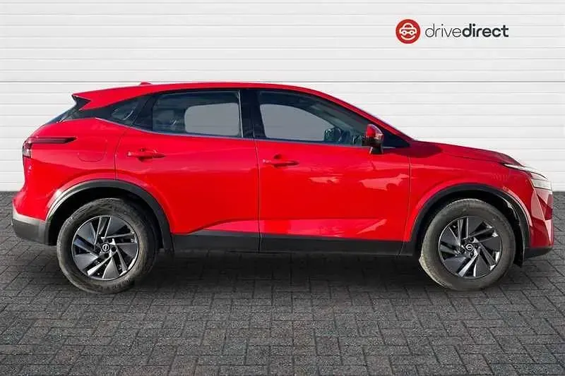 Usado Nissan Qashqai Acenta Premium 2022 Rojo SUV