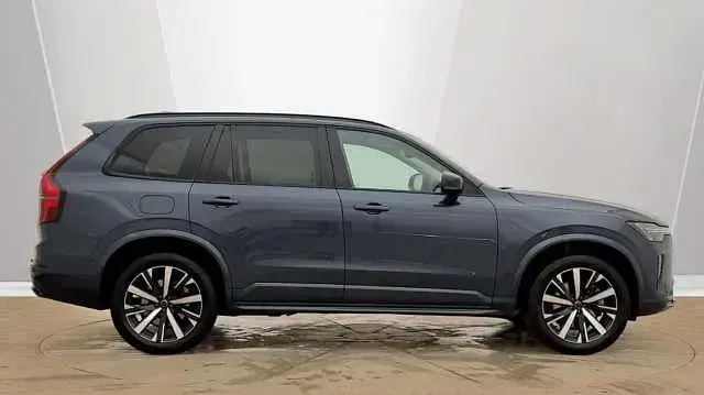 Used Volvo XC90 Plus 247 HP (181 kW) 2026 SUV