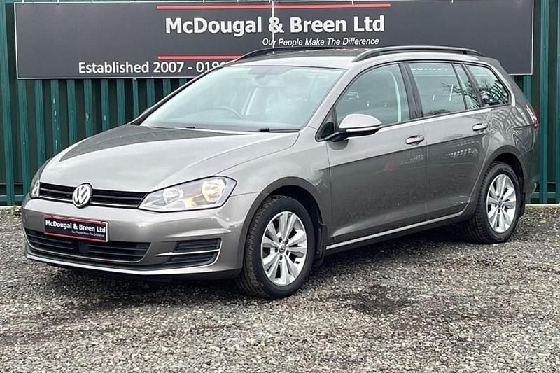 Used VW Golf VII SE 110 HP (80 kW) 2016 Grey Estate
