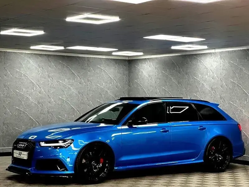 Usado Audi RS6 Performance 700 HP (514 kW) 2017 Azul Carrinha