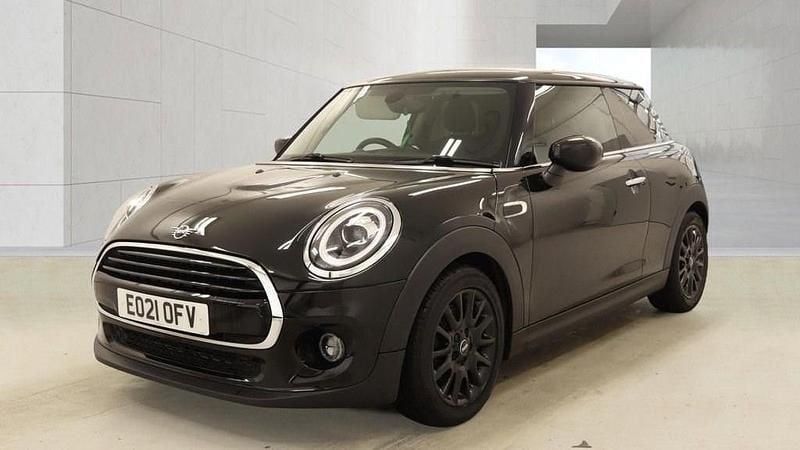 Usado Mini Cooper Classic 2021 Preto Citadino
