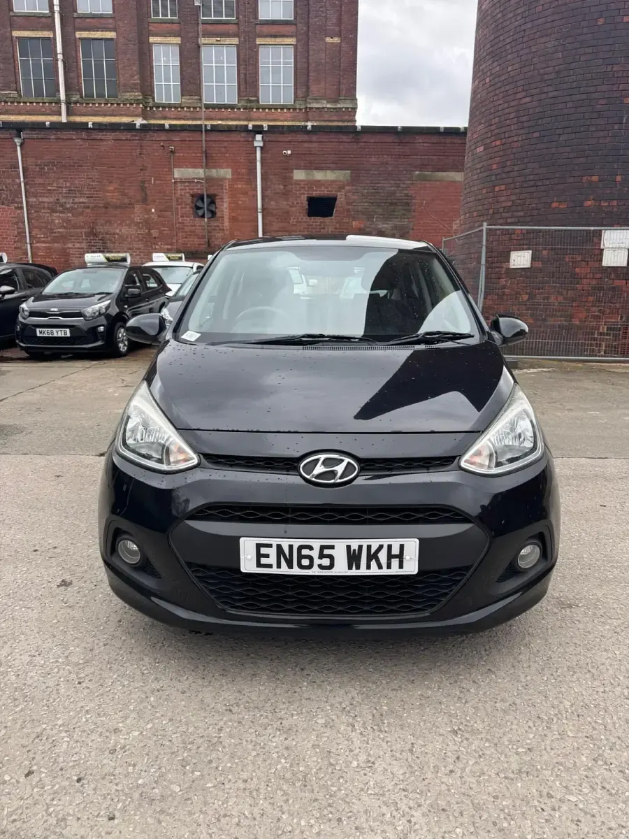 Used Hyundai i10 SE 87 HP (63 kW) 2015 Black Hatchback