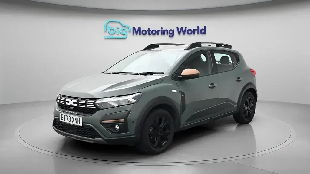 Used Dacia Sandero Extreme 90 HP (66 kW) 2023 Green Hatchback