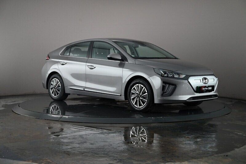 Grey Used 2022 Hyundai Ioniq 6 Premium Sedan | £11,995 (Good price) - Image 1/4
