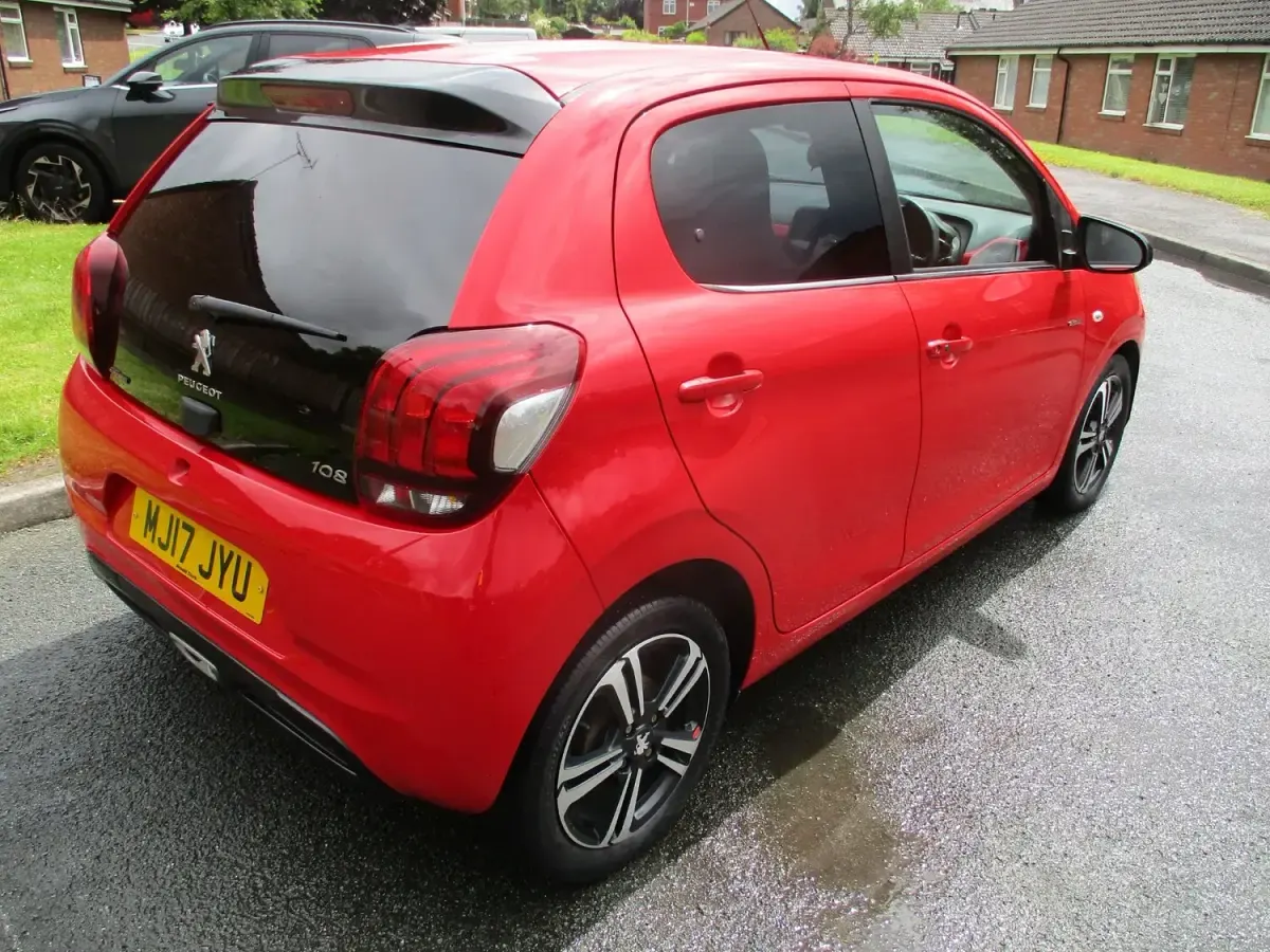 Used Peugeot 108 GT-line 82 HP (60 kW) 2017 Red Hatchback