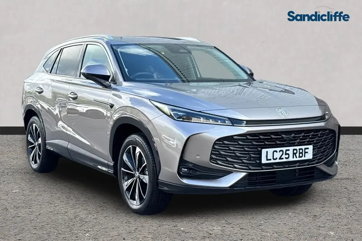 Begagnad MG HS Trophy 224 HK (164 kW) 2024 SUV