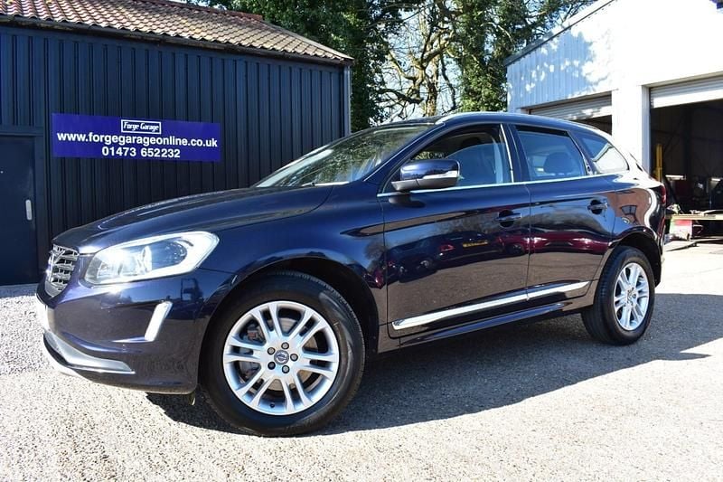 Used Volvo XC60 SE Lux 190 HP (139 kW) 2016 Blue SUV