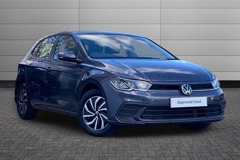 Used VW Polo Life 95 HP (69 kW) 2024 Grey Hatchback