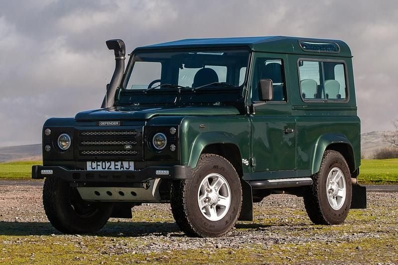 Used Land Rover Defender 2002 Green Estate