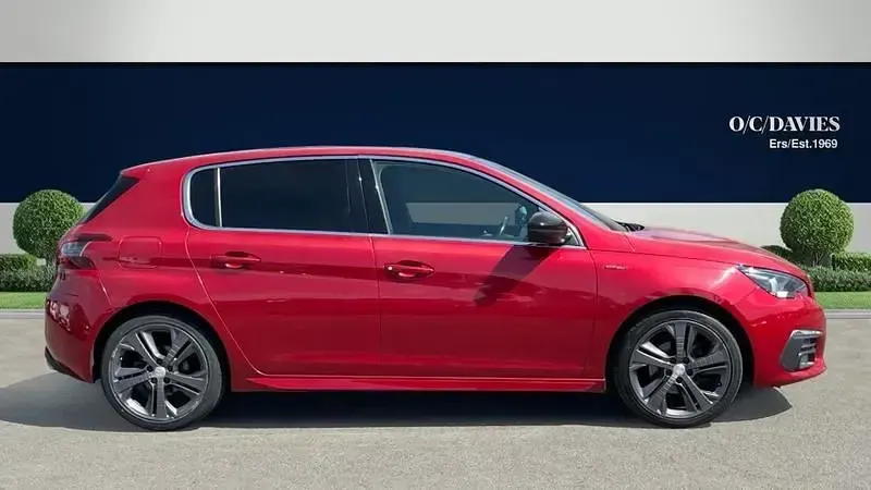 Gebraucht Peugeot 308 GT-line 130 PS (95 kW) 2018 Rot Kleinwagen