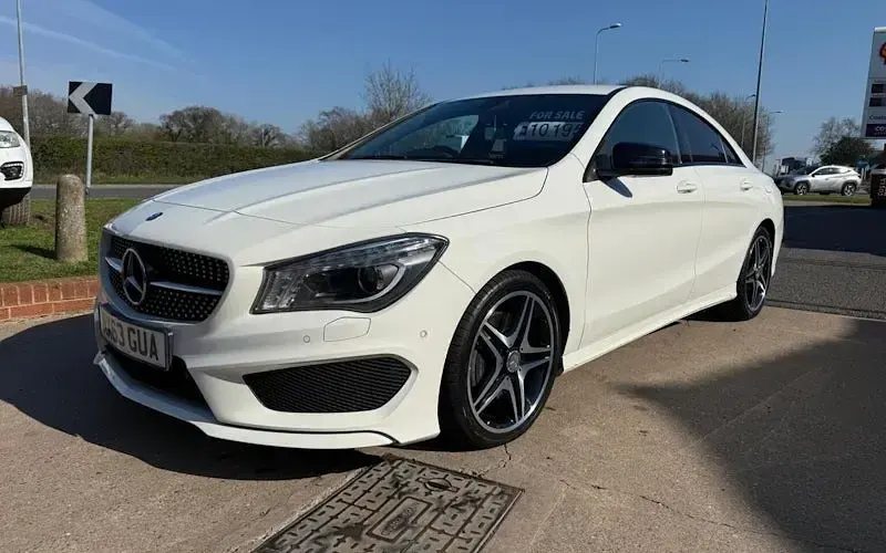 Usado Mercedes CLA220 AMG 170 HP (125 kW) 2013 Sedan