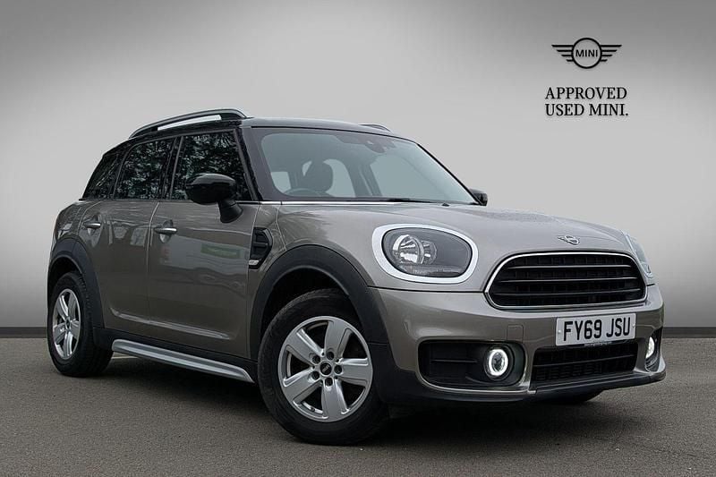 Used Mini Cooper Countryman Classic 134 HP (98 kW) 2019 Silver SUV