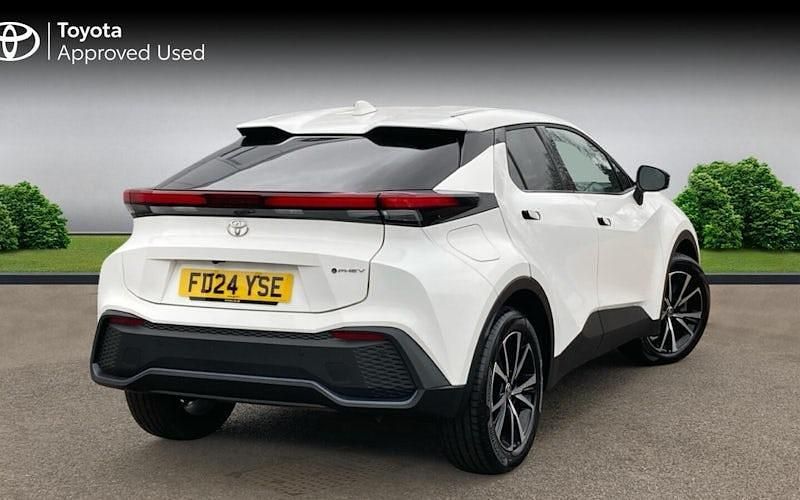 Used Toyota C-HR Design 223 HP (164 kW) 2026 SUV