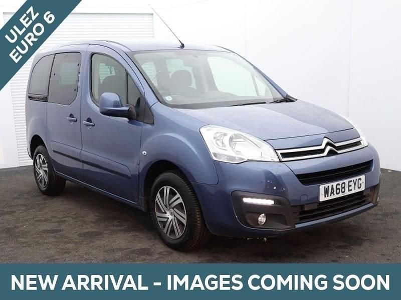 Used Citroën Berlingo Feel 99 HP (72 kW) 2018 Blue MPV