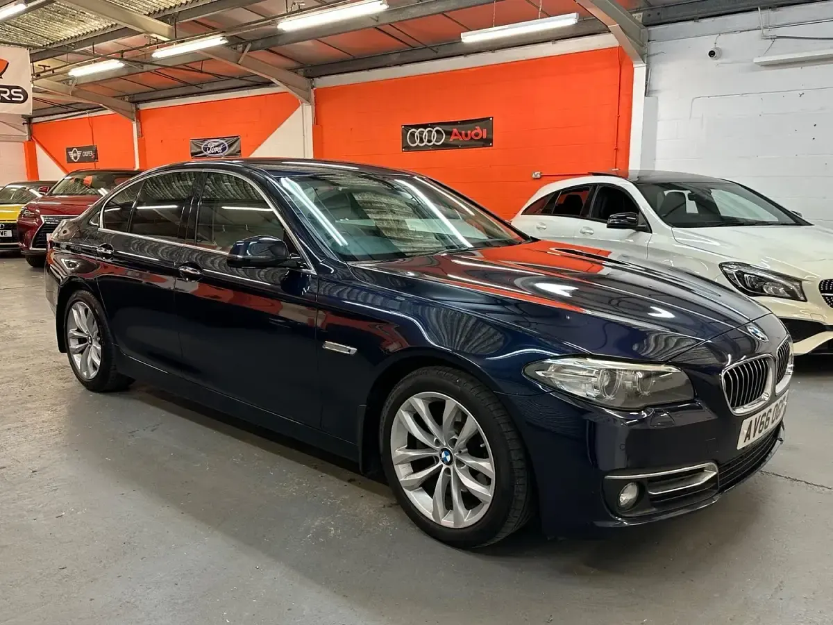Used BMW 520 Luxury Line 190 HP (139 kW) 2016 Blue Sedan