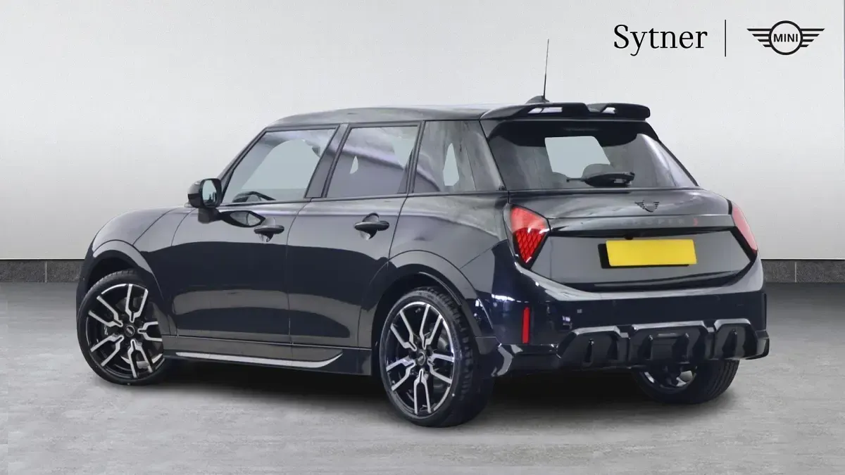 Used Mini Cooper S Hatch 201 HP (147 kW) 2026 Black Hatchback