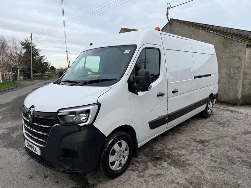 Used Renault Master Business 2022 White MPV