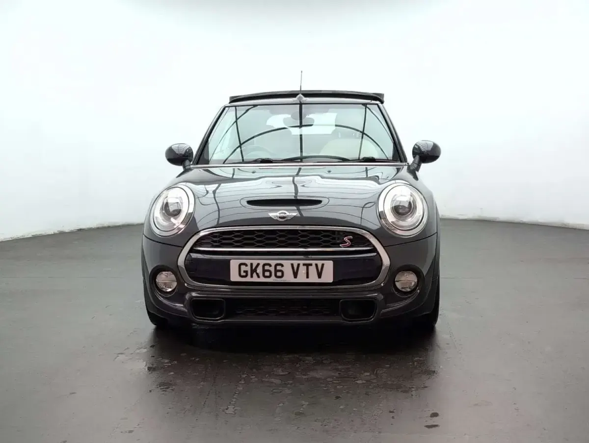 Usado Mini Cooper S Cabriolet 2016 Gris Descapotable