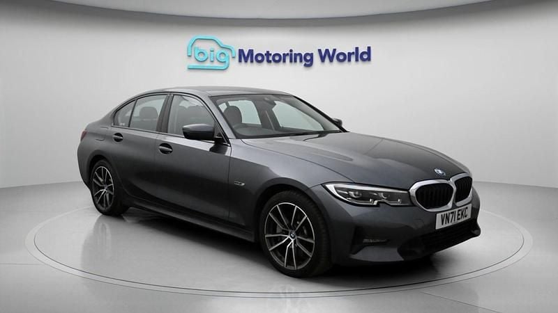 Used BMW 330e Sport Line 292 HP (214 kW) 2021 Grey Sedan