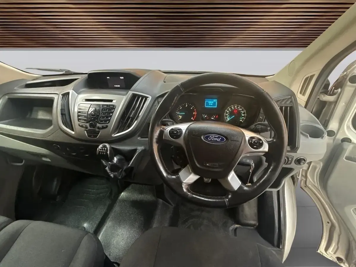 Begagnad Ford Transit 130 HK (95 kW) 2018 Silver Van
