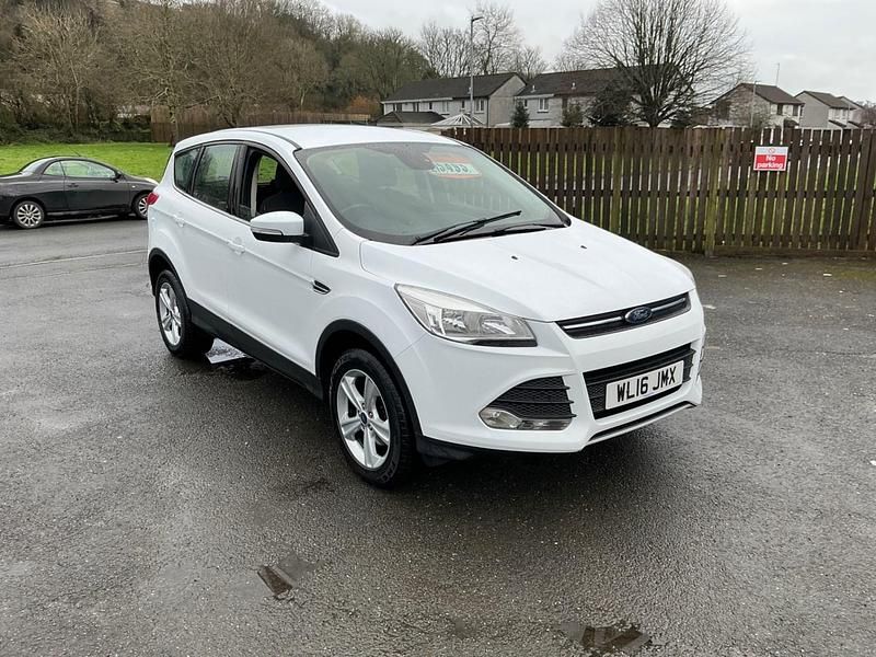 White Used 2016 Ford Kuga Zetec SUV | £5,495 (Good price) - Image 1/4