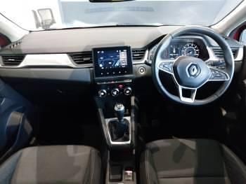 Used Renault Captur Iconic 140 HP (102 kW) 2022 Red SUV