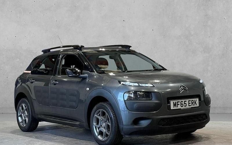Begagnad Citroën C4 Cactus Feel 82 HK (60 kW) 2017 Halvkombi