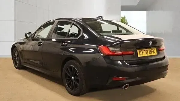 Begagnad BMW 330e Performance 2020 Svart Sedan