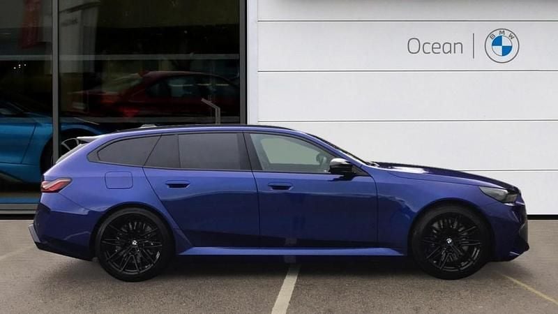 Used BMW M5 Comfort Edition 717 HP (527 kW) 2025 Blue Estate