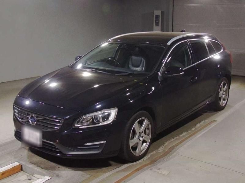 Used Volvo V60 2014 Black Estate