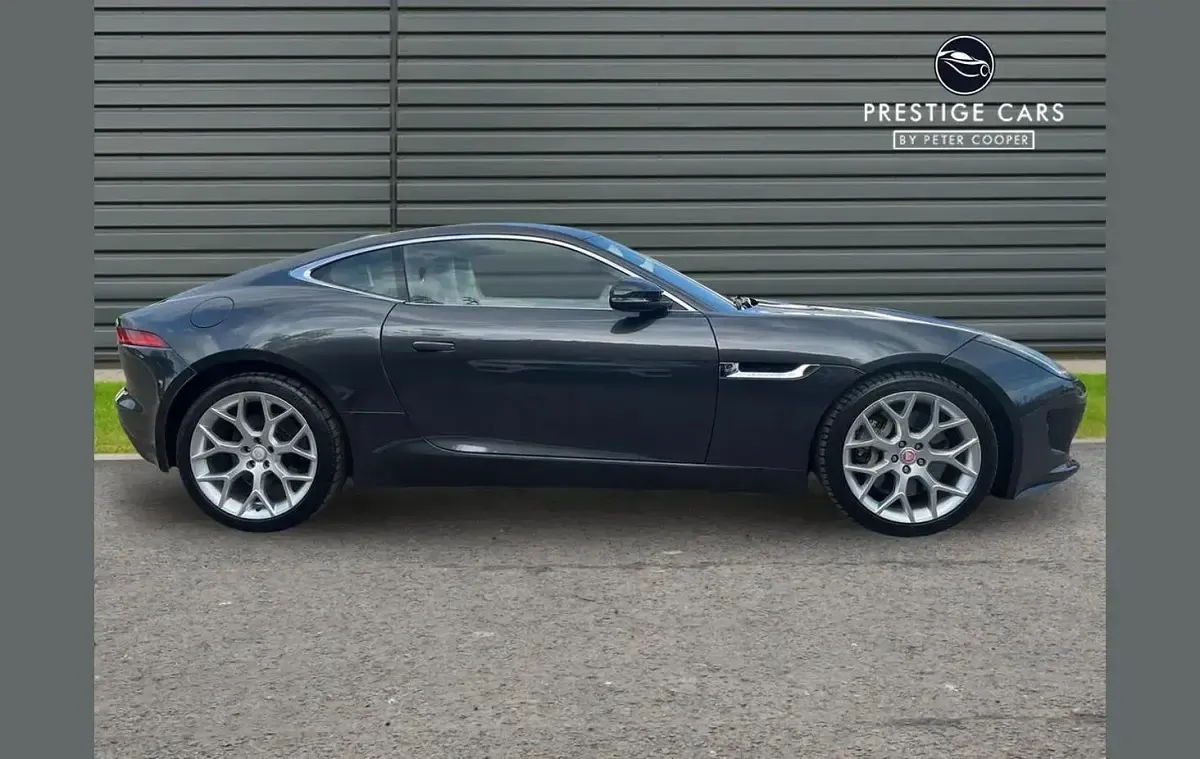 Used Jaguar F-Type Supercharged 334 HP (245 kW) 2016 Grey Coupe