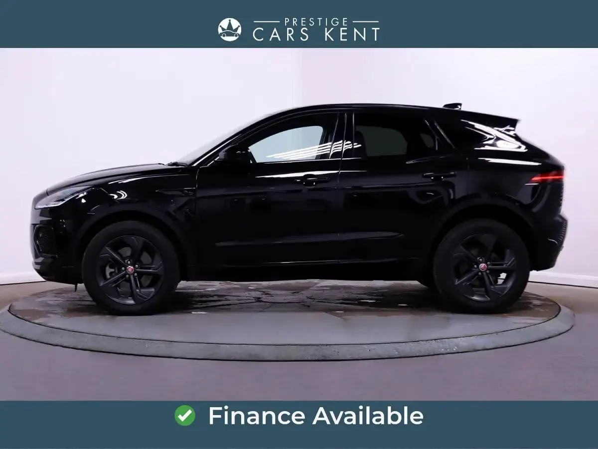 Używany Jaguar E-Pace R-Dynamic 163 KM (119 kW) 2023 Czarny SUV