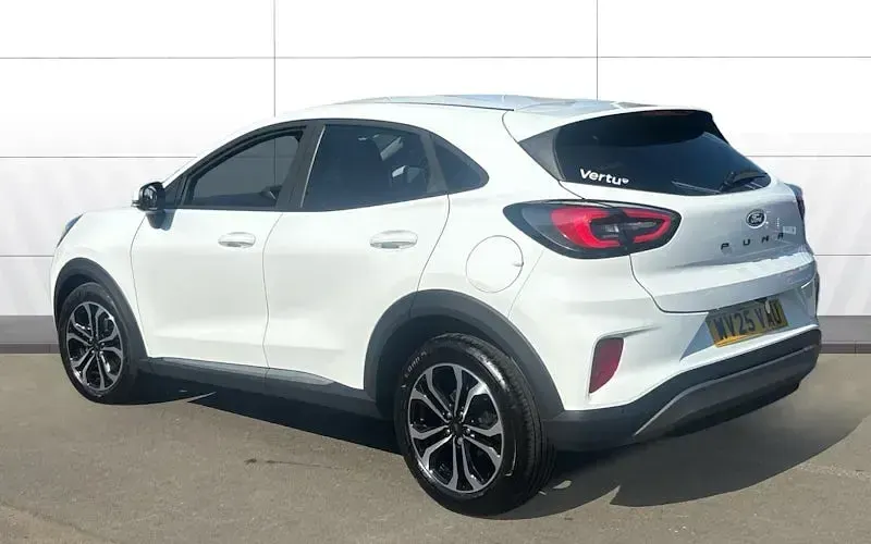Used Ford Puma Titanium 125 HP (91 kW) 2025 White SUV