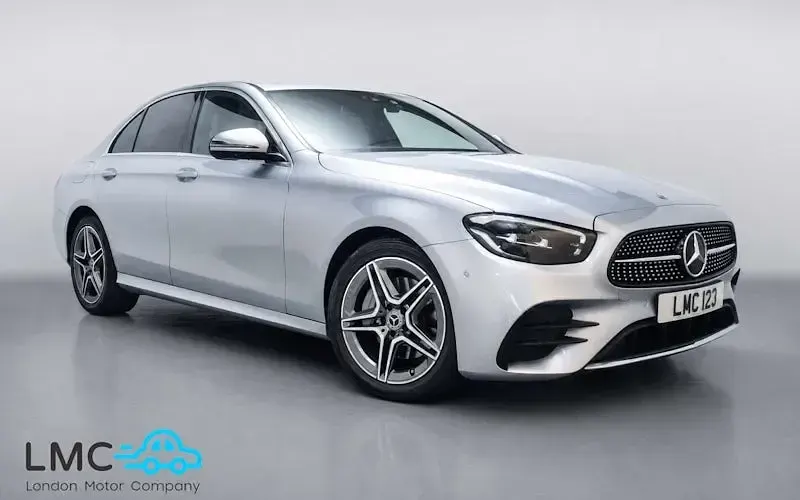 Used Mercedes E200 AMG line 197 HP (144 kW) 2023 Sedan