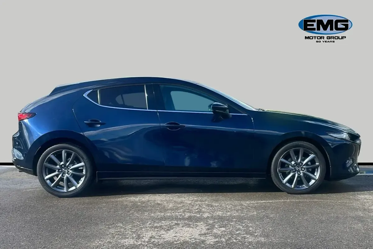 Used Mazda 3 Inclusive 122 HP (89 kW) 2023 Blue Hatchback