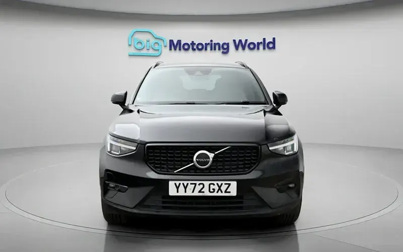 Usado Volvo XC40 Plus 211 HP (155 kW) 2022 Preto SUV