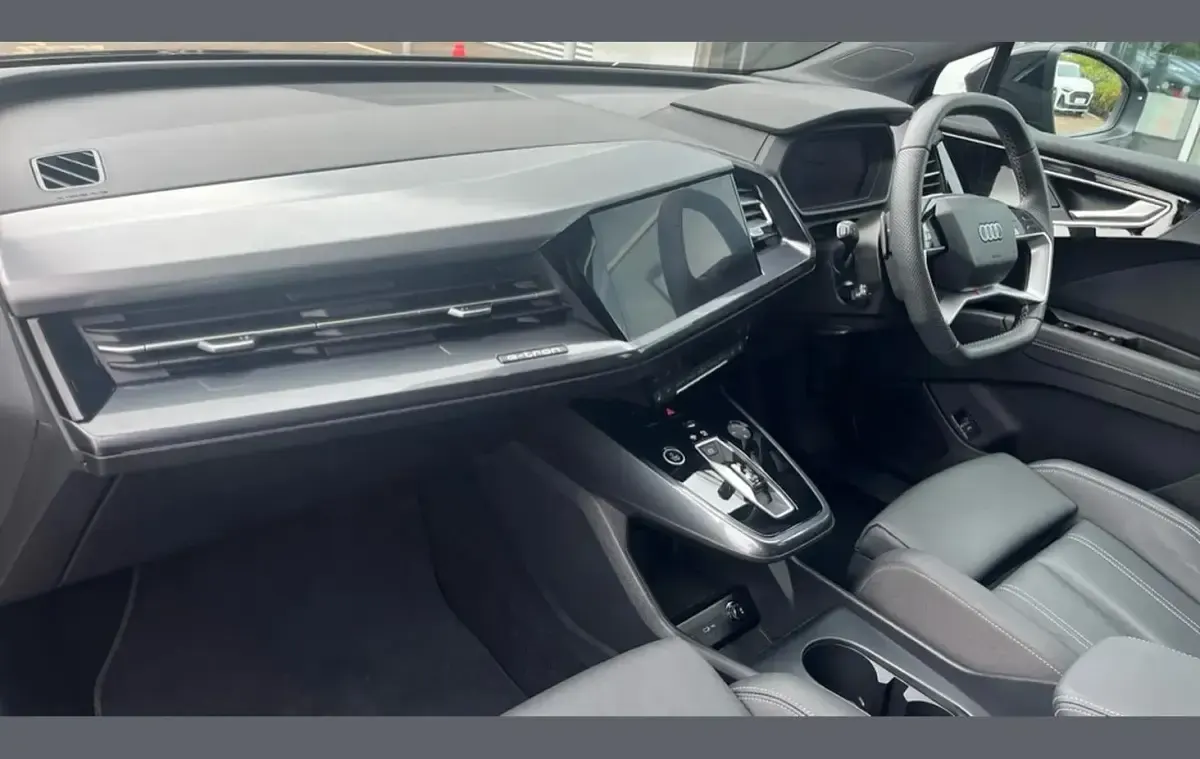 Used Audi Q4 e-tron Black Edition 210 kW (286 HP) 2025 Black SUV