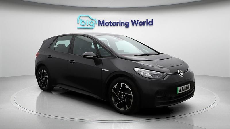 Grey Used 2021 VW ID.3 Pro Performance Hatchback | £12,200 (Fair price) - Image 1/4