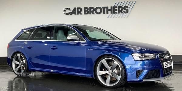 Blue Used 2014 Audi RS4 Performance Estate | £18,995 (Good price) - Image 1/4